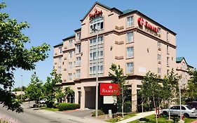 Hotel Ramada By Wyndham Seatac Airport Exterior photo