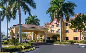 Hawthorn Extended Stay By Wyndham North Naples Exterior photo