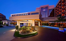 Hotel Hilton Orange County/Costa Mesa Exterior photo