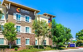 Comfort Inn&Suites Near Ontario Airport Exterior photo