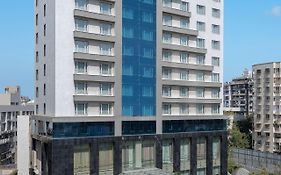 Radisson Blu Hotel Ahmedabad Exterior photo