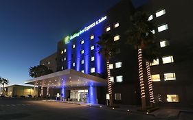 Holiday Inn Express Hotel&Suites Hermosillo, an IHG hotel Exterior photo