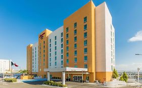 Hotel Hampton By Hilton Queretaro Tecnologico Exterior photo