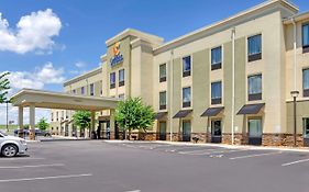 Comfort Inn & Suites Lynchburg Airport - University Area Exterior photo