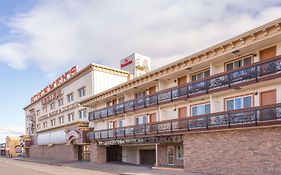 Ramada By Wyndham Elko Hotel At Stockmen'S Casino Exterior photo
