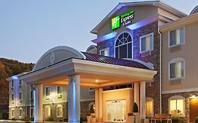 Holiday Inn Express&Suites Meriden Exterior photo