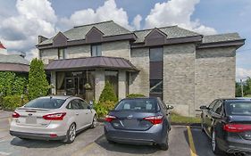 Quality Hotel & Suites Sherbrooke Exterior photo
