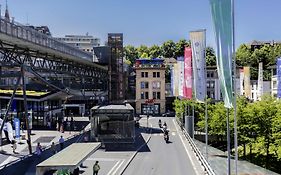 Hotel Ibis Styles Lausanne Center Madhouse Exterior photo