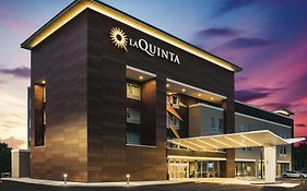 La Quinta Inn & Suites By Wyndham Atlanta South - Mcdonough Exterior photo