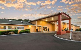 Quality Inn & Suites Albany Exterior photo