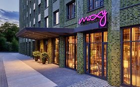 Hotel Moxy Cologne Muelheim Exterior photo