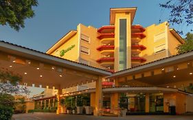 Holiday Inn Cuernavaca, an IHG hotel Exterior photo