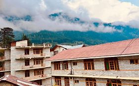 Hotel Solitaire Manali - A Few Steps From Mall Road Exterior photo