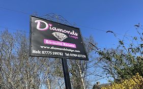 Diamonds Lodge Near York Hospital Exterior photo