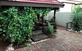 Overflow Guest House Gaborone Exterior photo