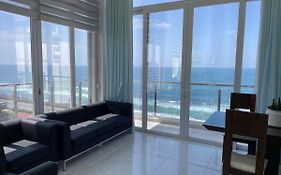 Lovely Sea View Apartment Colombo Exterior photo