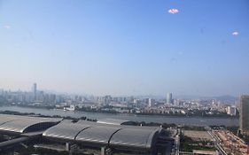 Guangzhou Xing Yi International Apartment - Poly World Branch Exterior photo