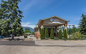 Surestay Plus Hotel By Best Western Salmon Arm Exterior photo