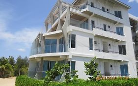 Apartamento Luxury Penthouse, Nilaveli Trincomalee Exterior photo