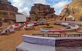 Hotel Aladdin Camp Wadi Rum Exterior photo