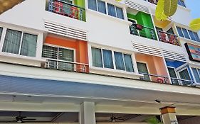 Green Harbor Hotel&apartamento con servicio Patong Exterior photo