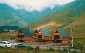 Apartamento Kazbegi Compass Exterior photo