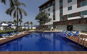 Holiday Inn Express Villahermosa, An Ihg Hotel Exterior photo