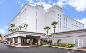 Holiday Inn&Suites Orl&o Universal Orlando Exterior photo