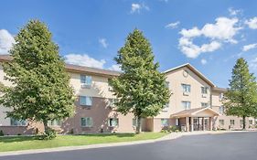 Hotel Baymont By Wyndham Holland Exterior photo