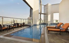 Hotel Ramada Abu Dhabi Corniche Exterior photo