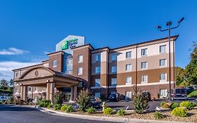 Holiday Inn Express & Suites Wytheville, An Ihg Hotel Exterior photo