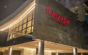 Hotel Ramada By Wyndham Brasilia Alvorada Exterior photo