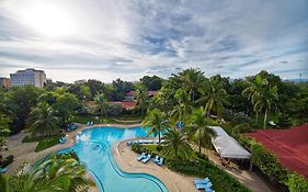 Cebu White Sands Resort y Spa Isla de Mactán Exterior photo