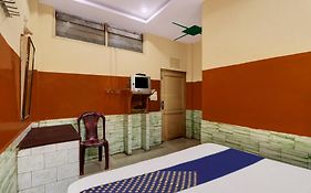 Spot On Hotel Swamy Lodge Vijayawāda Exterior photo