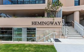 Hemingway Palm Beach - Premium Oceanview Apartments Gold Coast Exterior photo