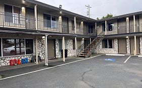 Anchor Bay Inn Near Winchester Bay Reedsport Exterior photo