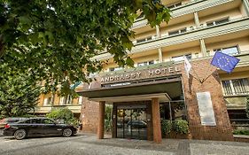 Mamaison Hotel Andrassy Budapest Exterior photo