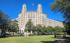 Arlington Resort Hotel & Spa Hot Springs Exterior photo