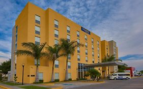 Hotel City Express By Marriott Tehuacán Exterior photo