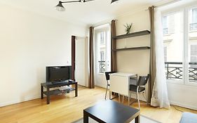 Pick A Flat'S Apartments In Batignolles - Rue Biot París Exterior photo