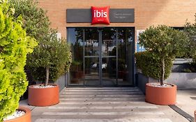 Hotel Ibis Madrid Alcorcon Tresaguas Exterior photo
