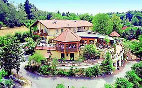 Hotel Restaurant - Hauserl Im Wald Graz Exterior photo