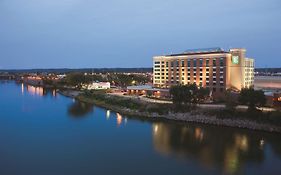 Embassy Suites East Peoria Hotel And Riverfront Conference Center Exterior photo