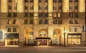 Hotel Hilton New Orleans / St. Charles Avenue Exterior photo