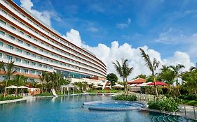 Hilton Okinawa Chatan Resort Exterior photo