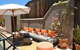 Riad See Moon And Spa Bed and Breakfast Marrakesh Exterior photo