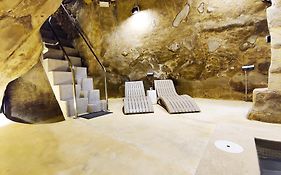 Wave 24 Savynomad Harbour Residence & Private Spa Cave La Valeta Exterior photo