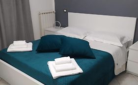 Apartamento La Perla Del Mare - 9 Minutes From Fco Airport - Free Wifi E Netflix Fiumicino Exterior photo