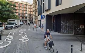 Hostal la Palmera Barcelona Exterior photo
