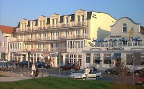 Hotel Bellevue Warnemünde Rostock Exterior photo